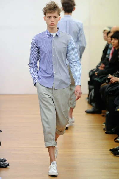 Look 8